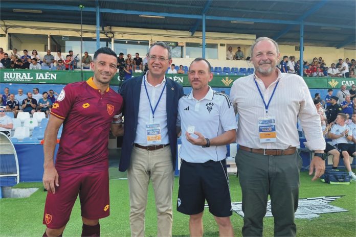 y alberto gonzález volvió a linarejos-H